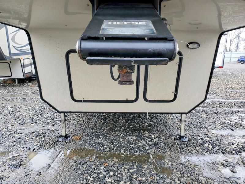 2018 Keystone Montana Fifth Wheel