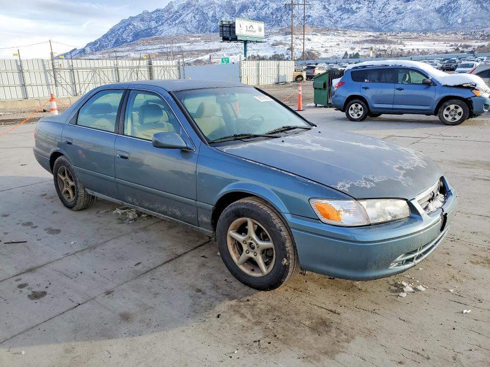 2001 Toyota Camry le