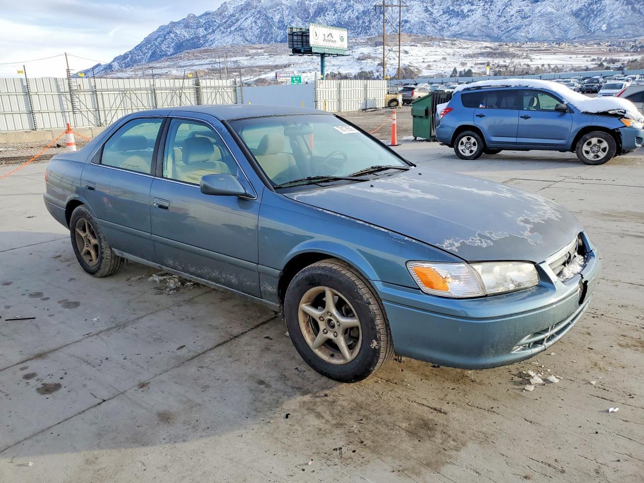 2001 Toyota Camry le