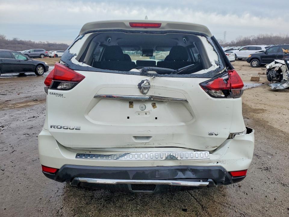 2018 Nissan Rogue sv