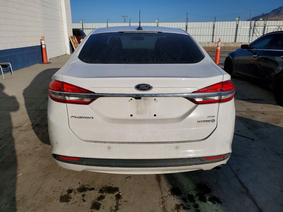 2017 Ford Fusion se Hybrid