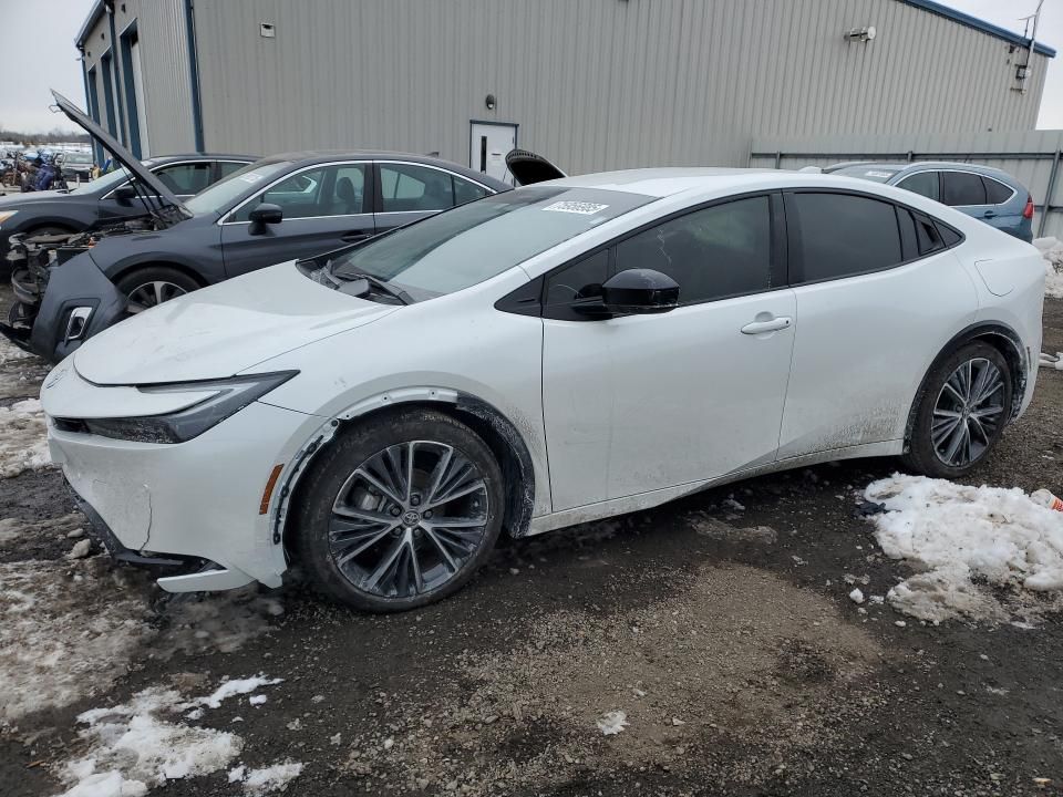 2024 Toyota Prius le