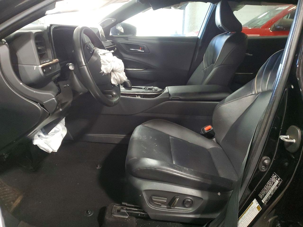 2023 Toyota Crown xle