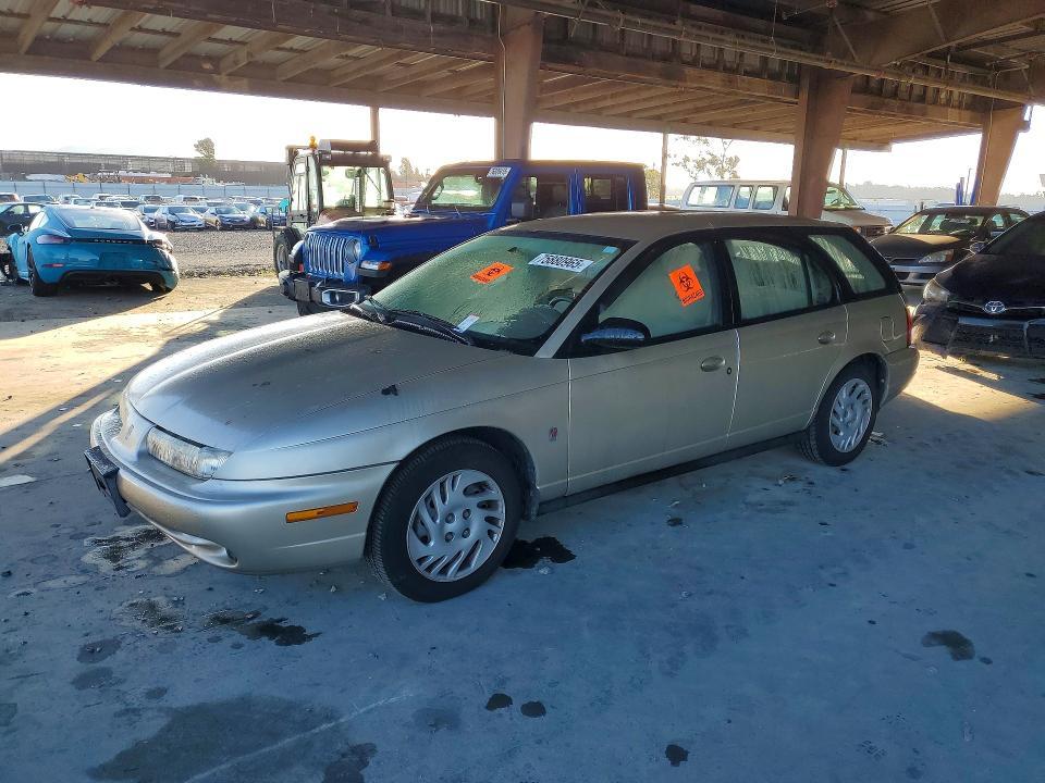 1999 Saturn SW2