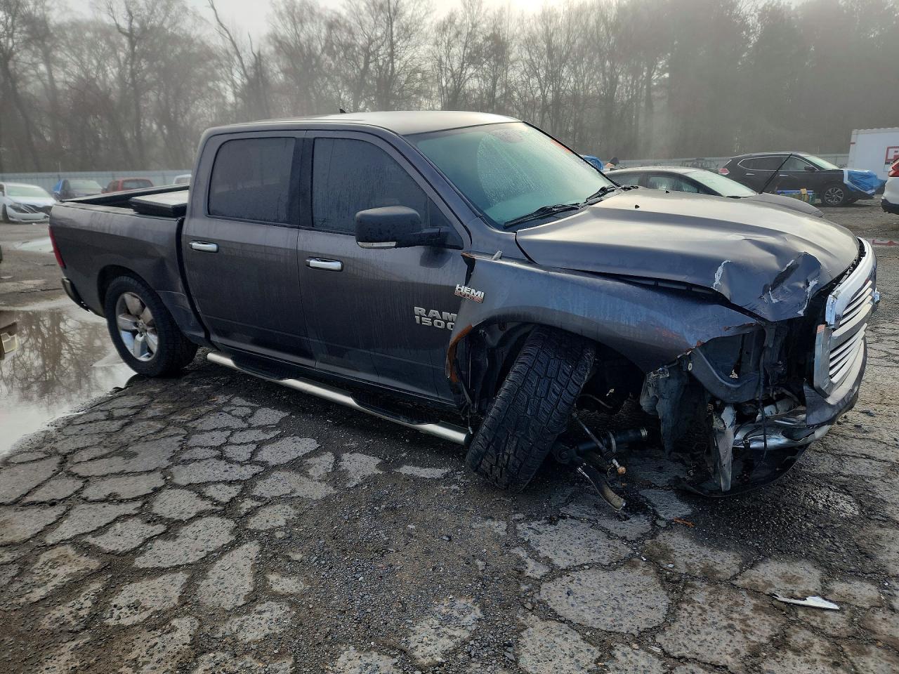 2016 Dodge RAM 1500 SLT