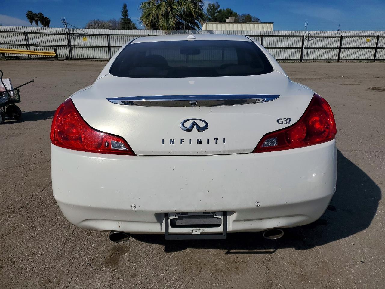 2012 Infiniti G37 Base