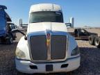 2017 Kenworth T680 Semi Truck