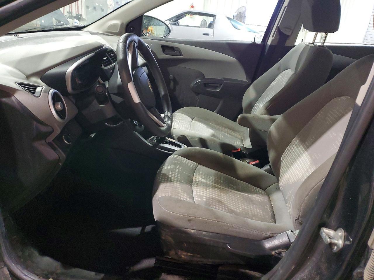 2017 Chevrolet Sonic ls