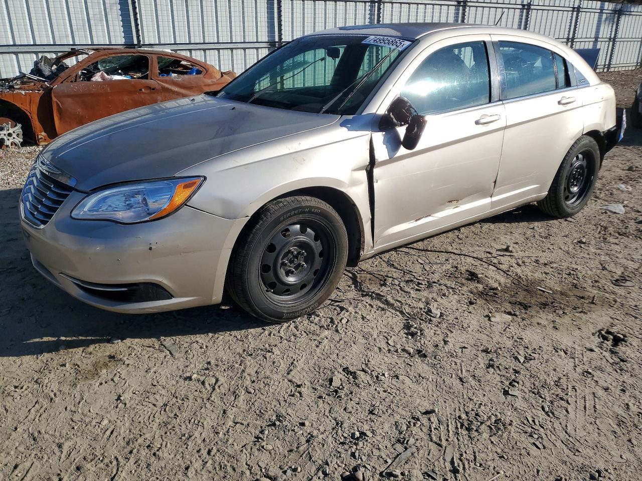 2014 Chrysler 200 lx
