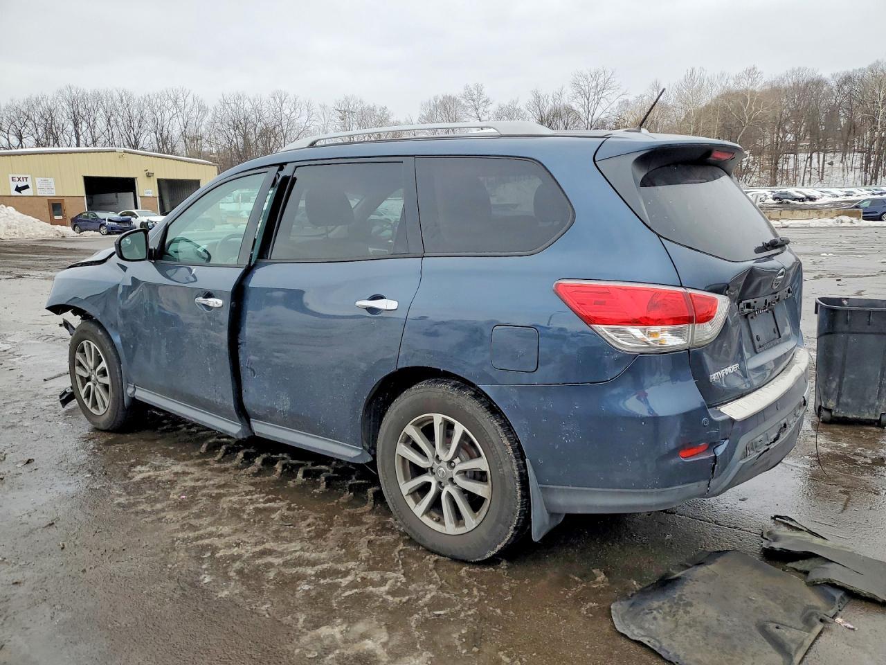 2014 Nissan Pathfinder s
