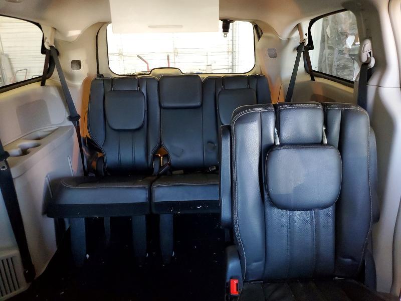 2012 Chrysler Town & Country Touring