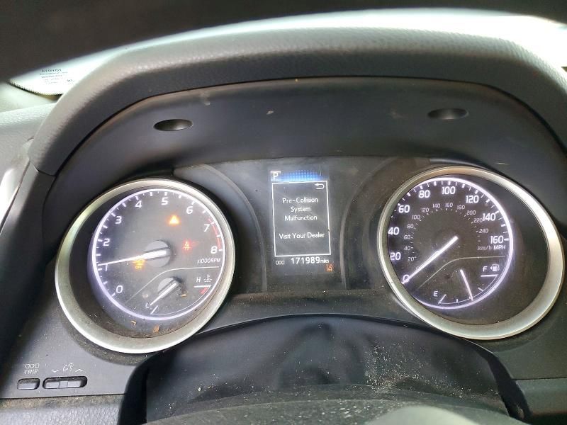 2021 Toyota Camry le