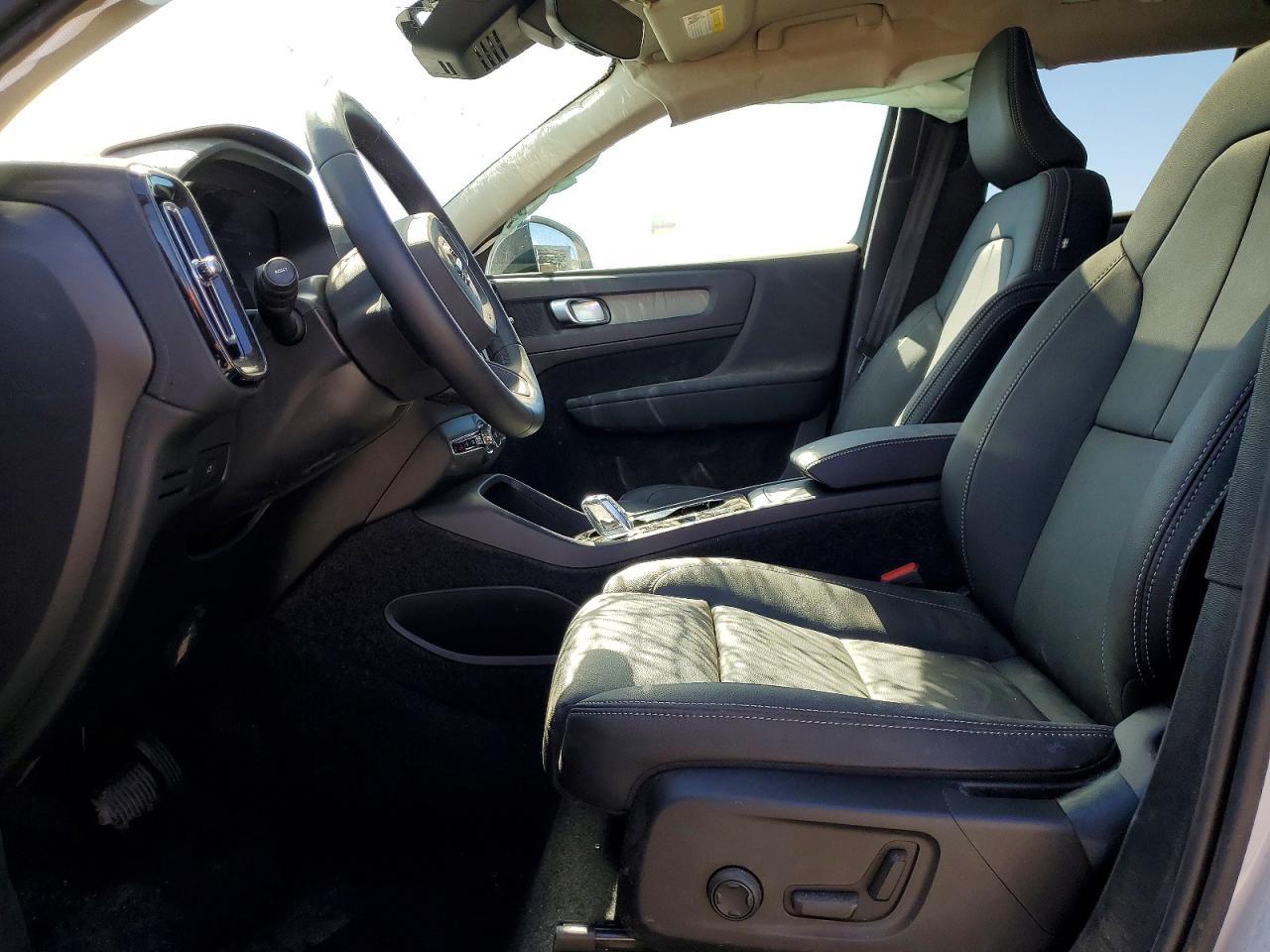 2026 Volvo Xc40 Plus