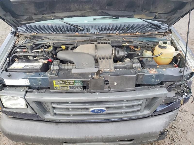 2003 Ford Econoline E150 van