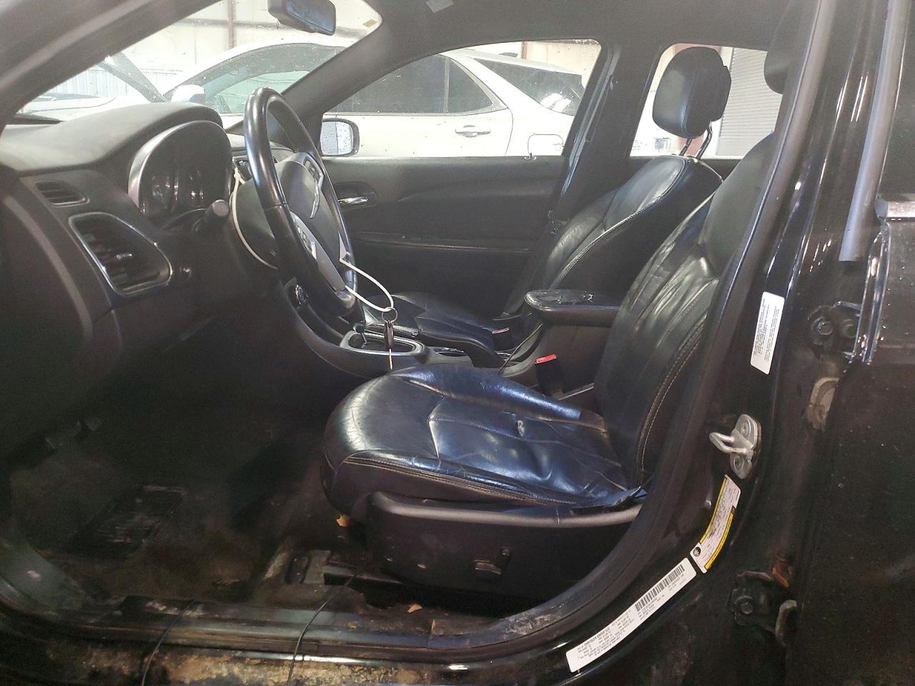 2012 Chrysler 200 Limited