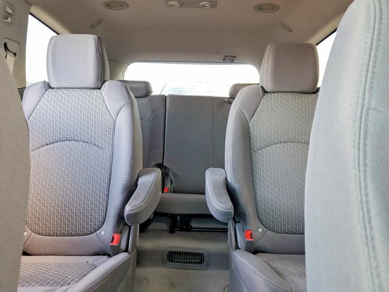 2012 Chevrolet Traverse lt