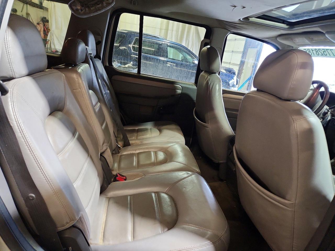 2004 Ford Explorer xlt