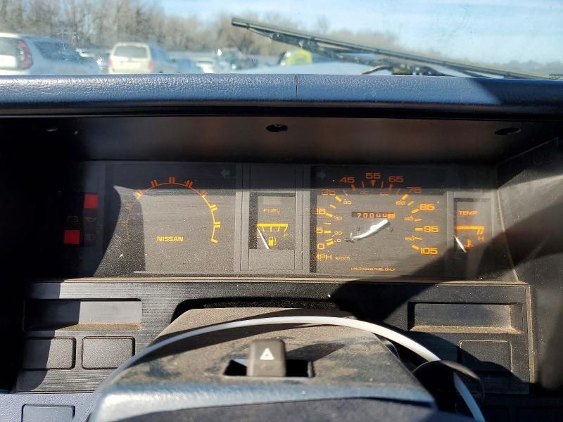 1986 Nissan D21 King cab