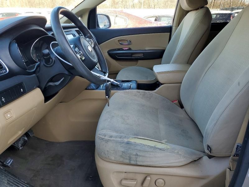 2016 KIA Sedona lx