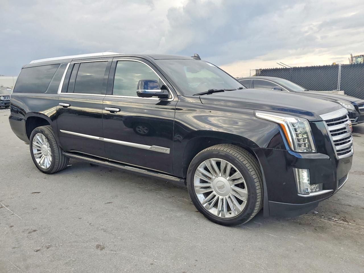 2016 Cadillac Escalade esv Platinum