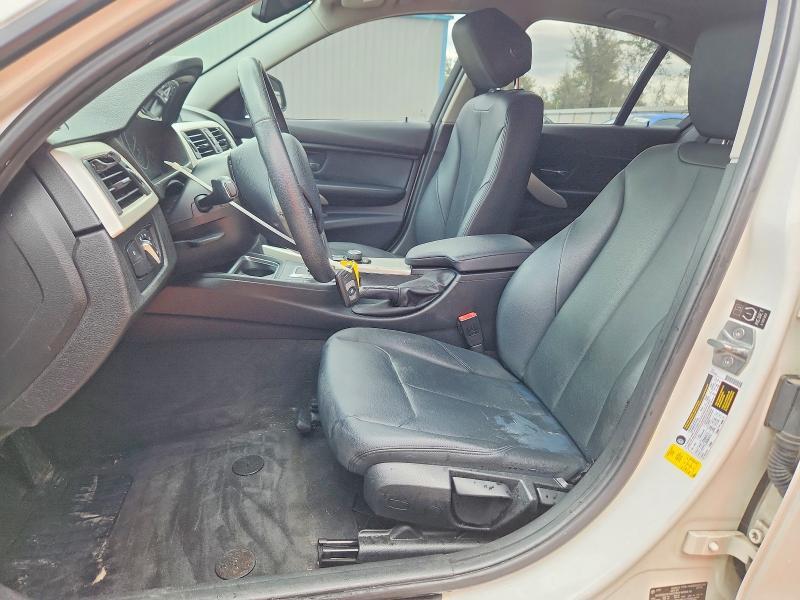 2015 BMW 320 i