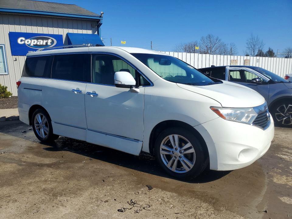 2016 Nissan Quest s