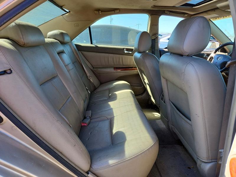 2002 Toyota Camry le