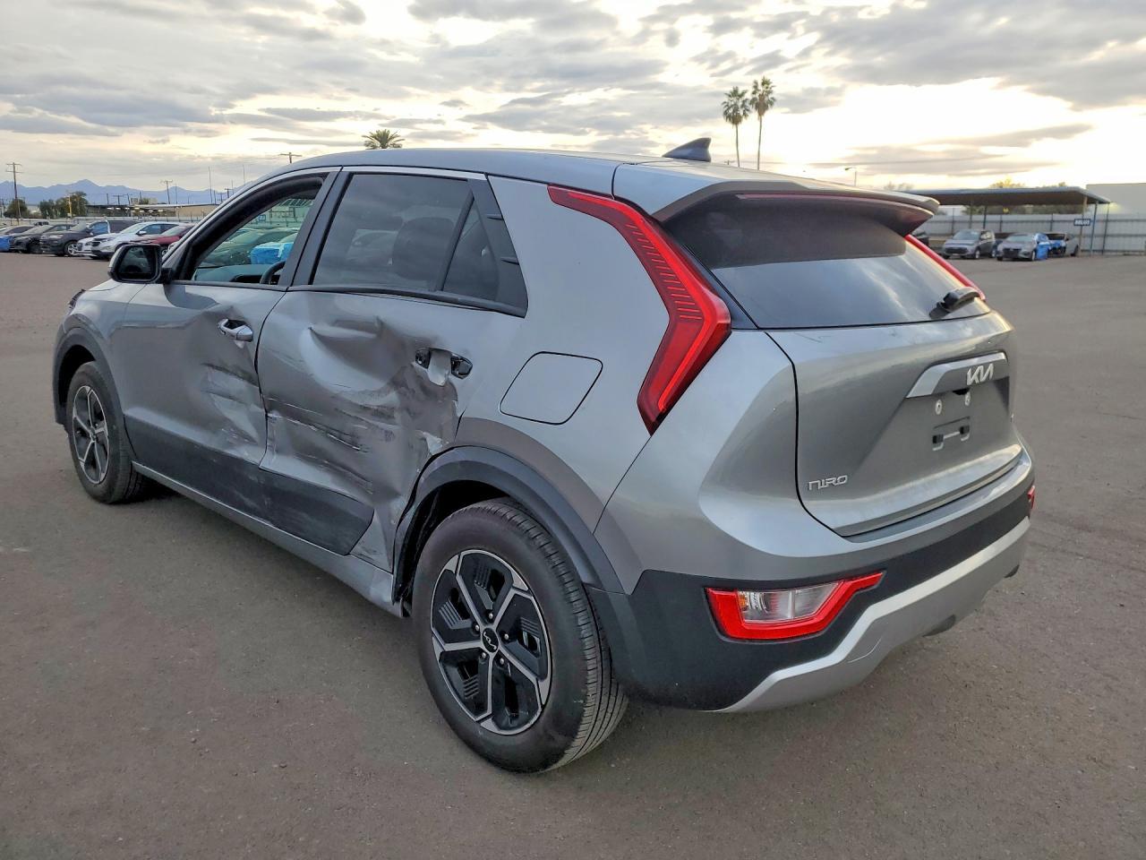 2026 KIA Niro lx