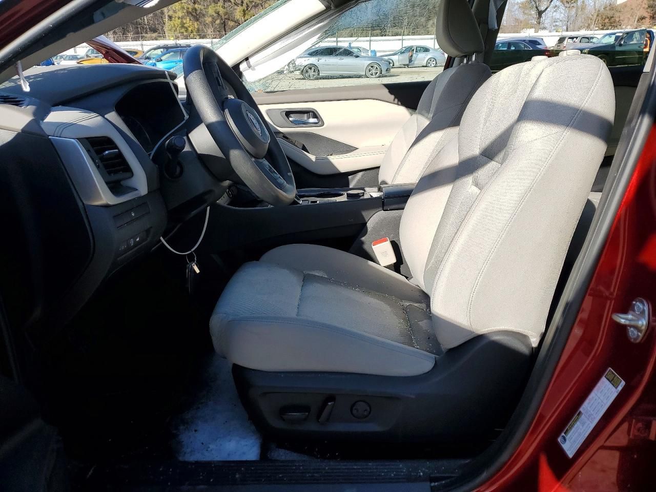 2024 Nissan Rogue sv