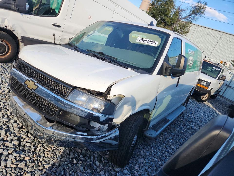 2022 Chevrolet Express G2500