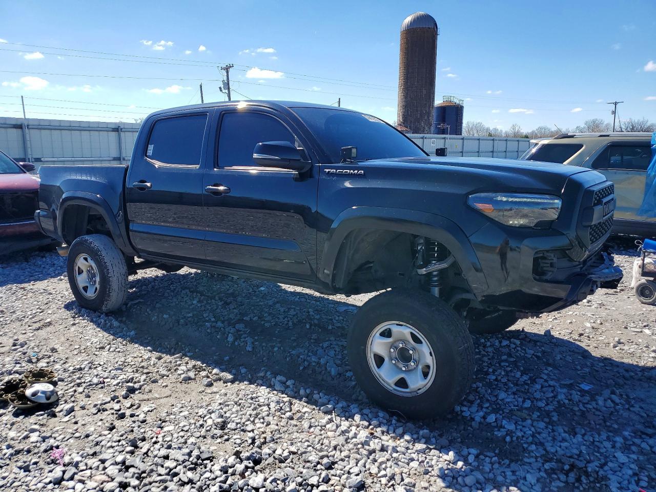 2017 Toyota Tacoma TRD OFF-Road