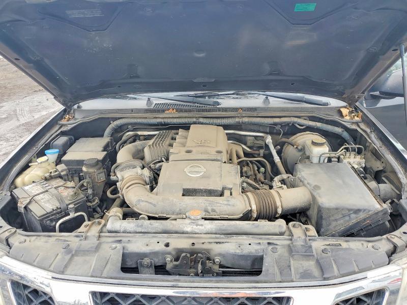 2010 Nissan Frontier Crew cab se