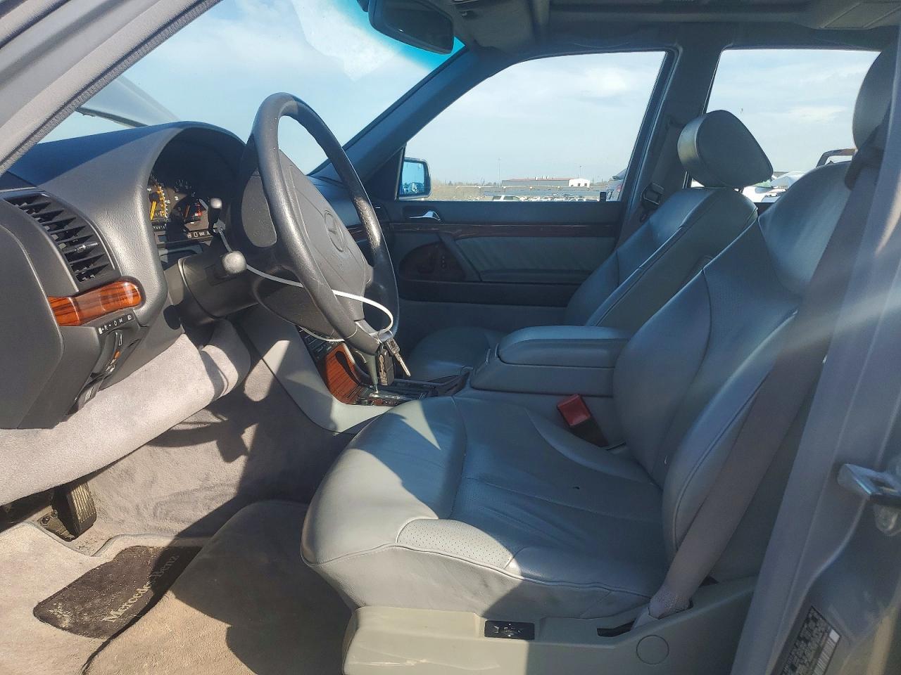 1993 Mercedes-Benz 300 se