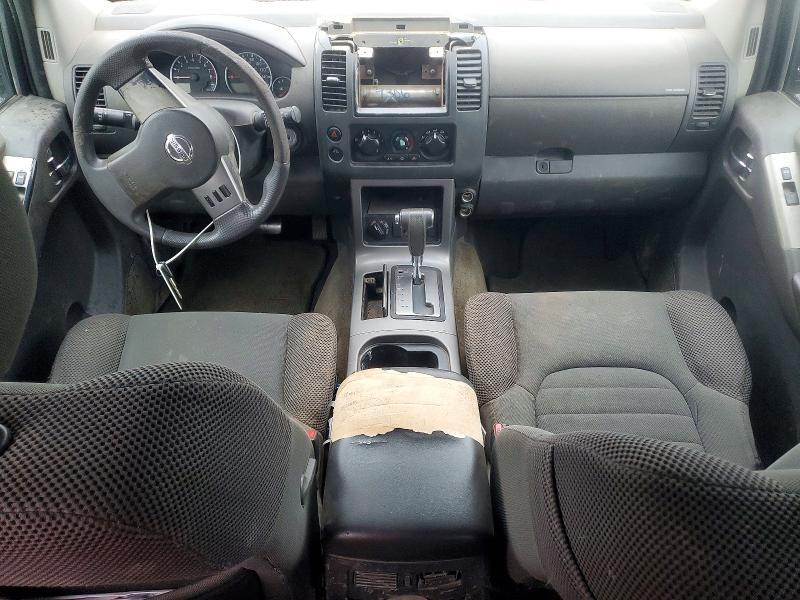 2005 Nissan Pathfinder le