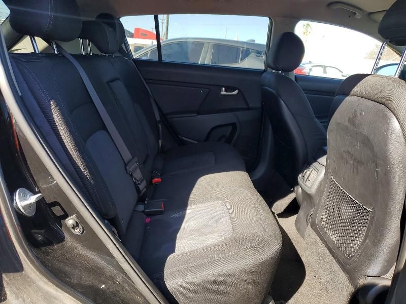 2016 KIA Sportage lx