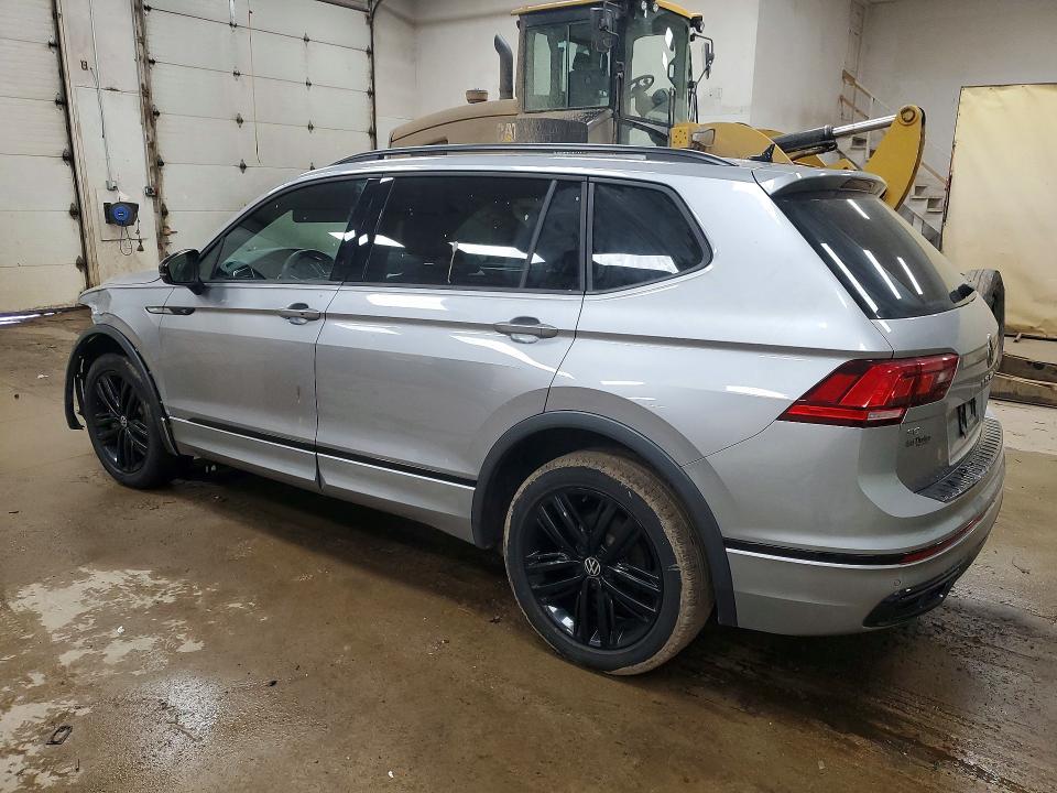 2022 Volkswagen Tiguan se R-line Black