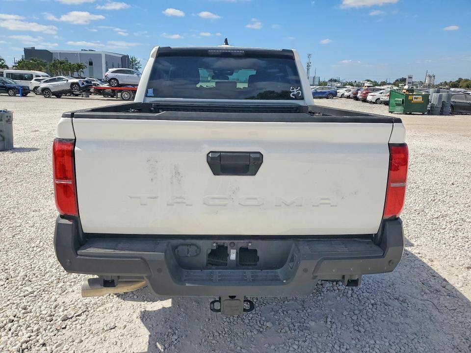 2025 Toyota Tacoma SR