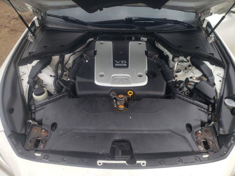 2014 Infinity Q50 Base