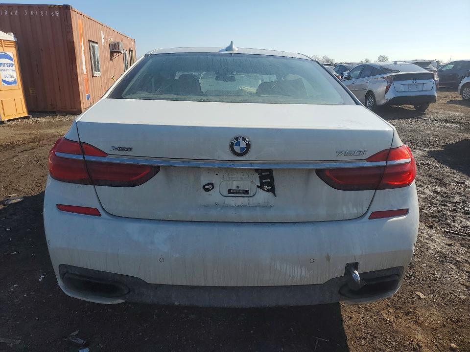 2016 BMW 750 XI