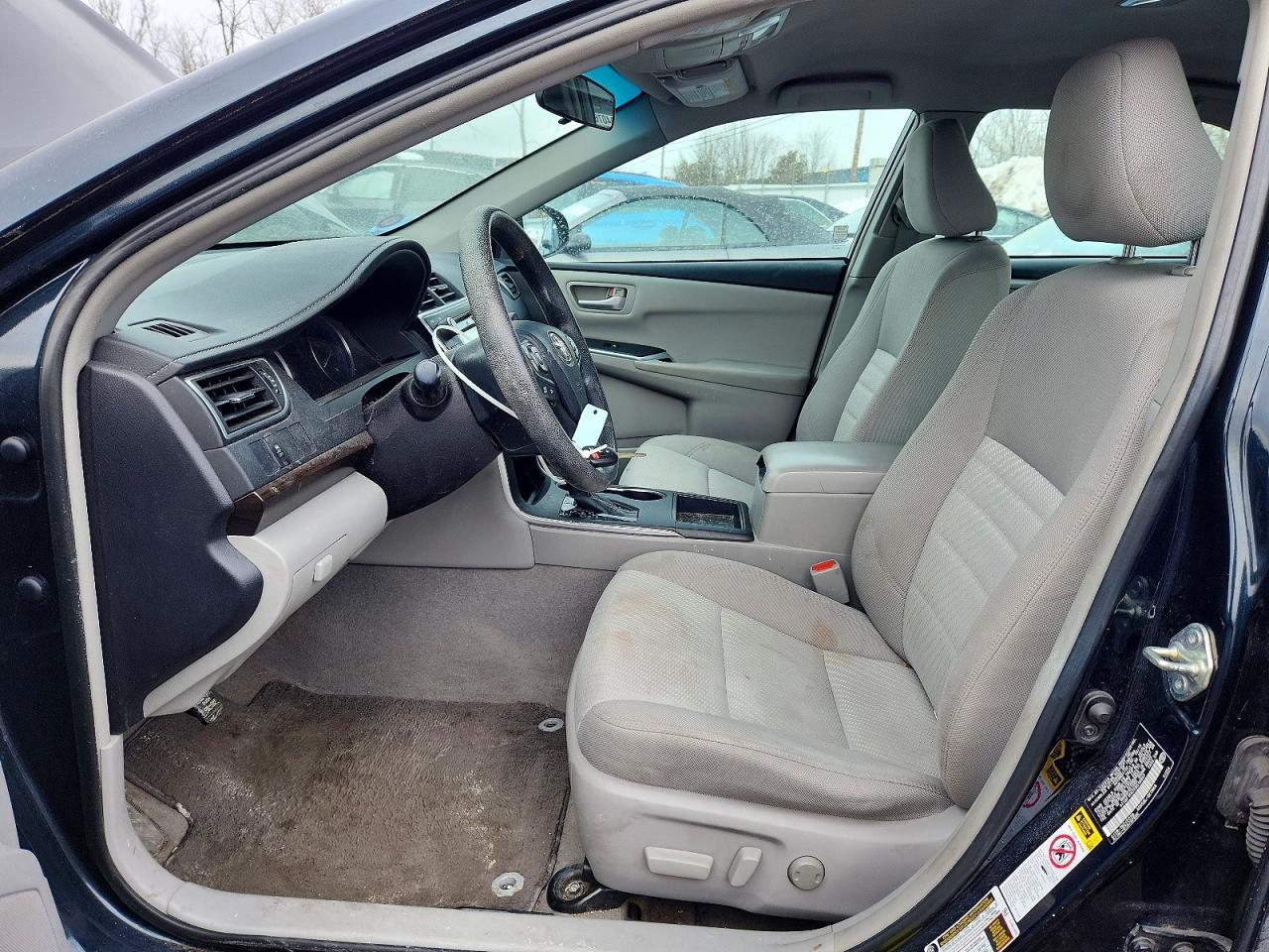 2015 Toyota Camry le