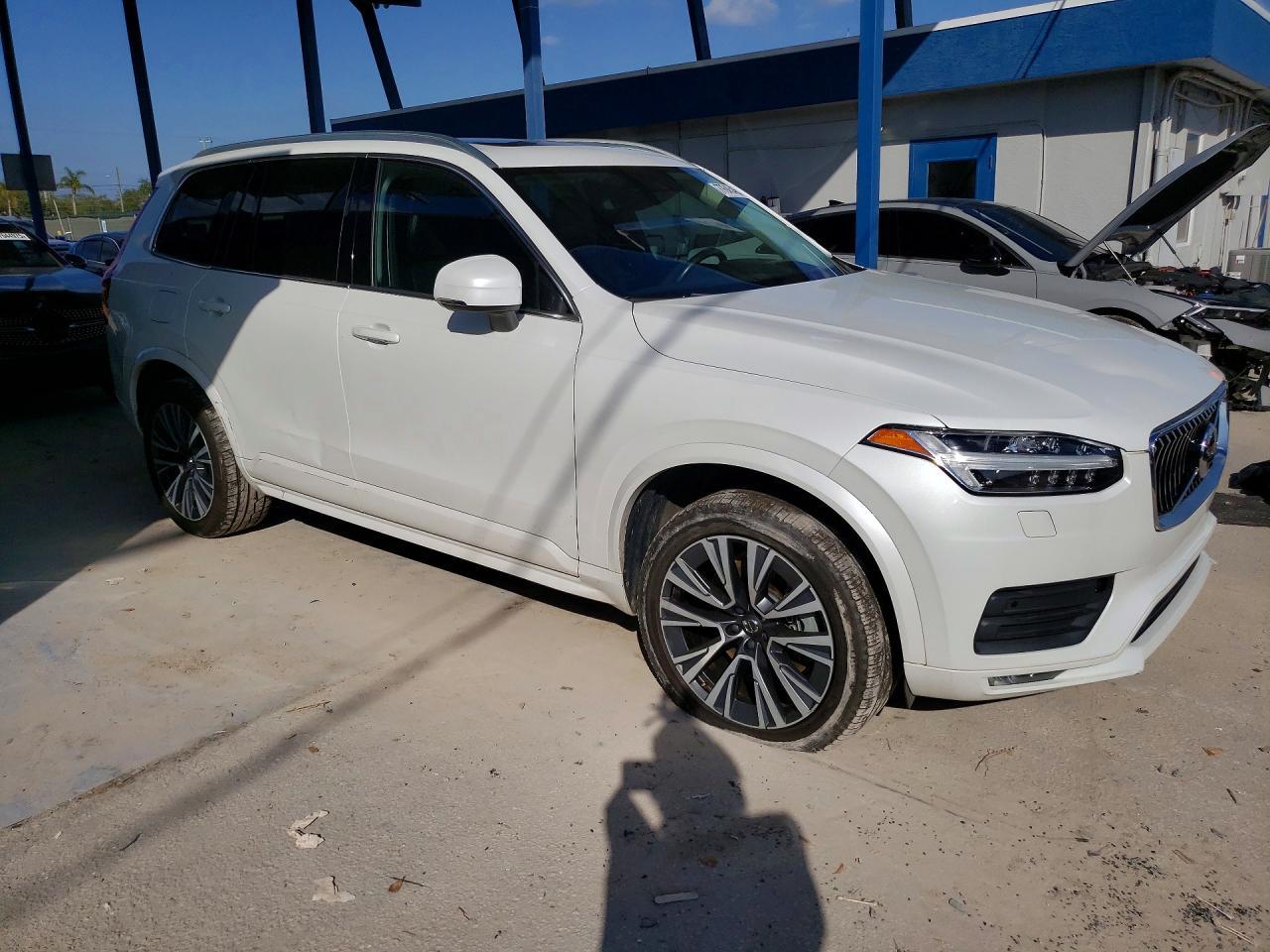 2021 Volvo Xc90 T6 Momentum
