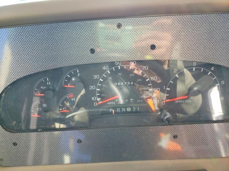 2003 Ford F550 Super Duty Stripped Chassis