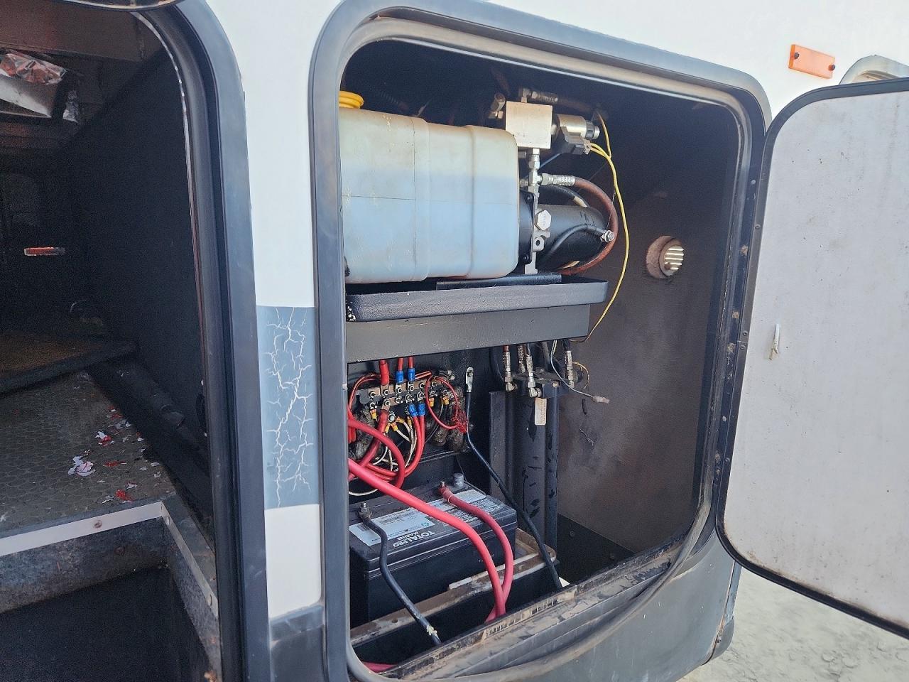 2014 Forest River XLR Thunderbolt Camper