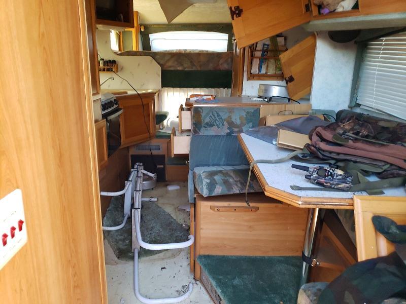 2000 Lance Camper