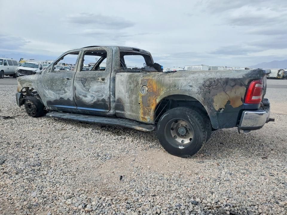 2022 Dodge 3500 Laramie
