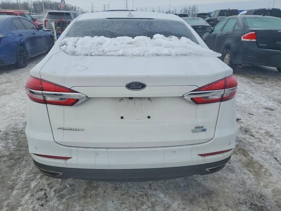2020 Ford Fusion se