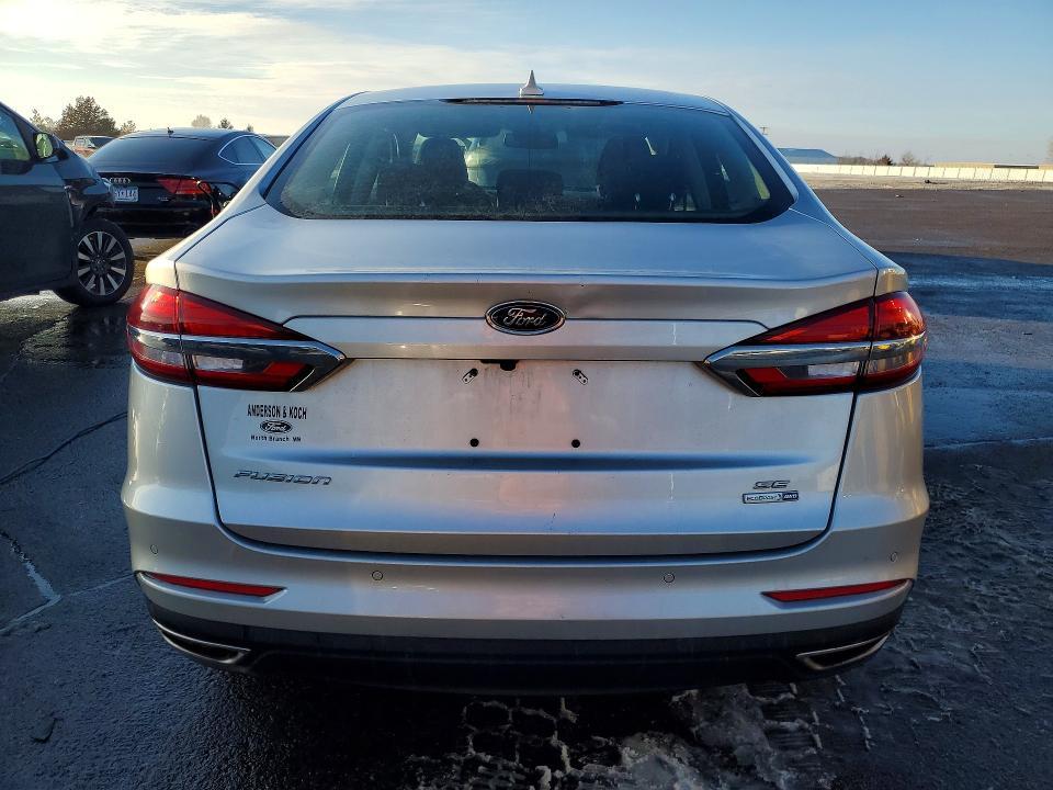 2019 Ford Fusion se