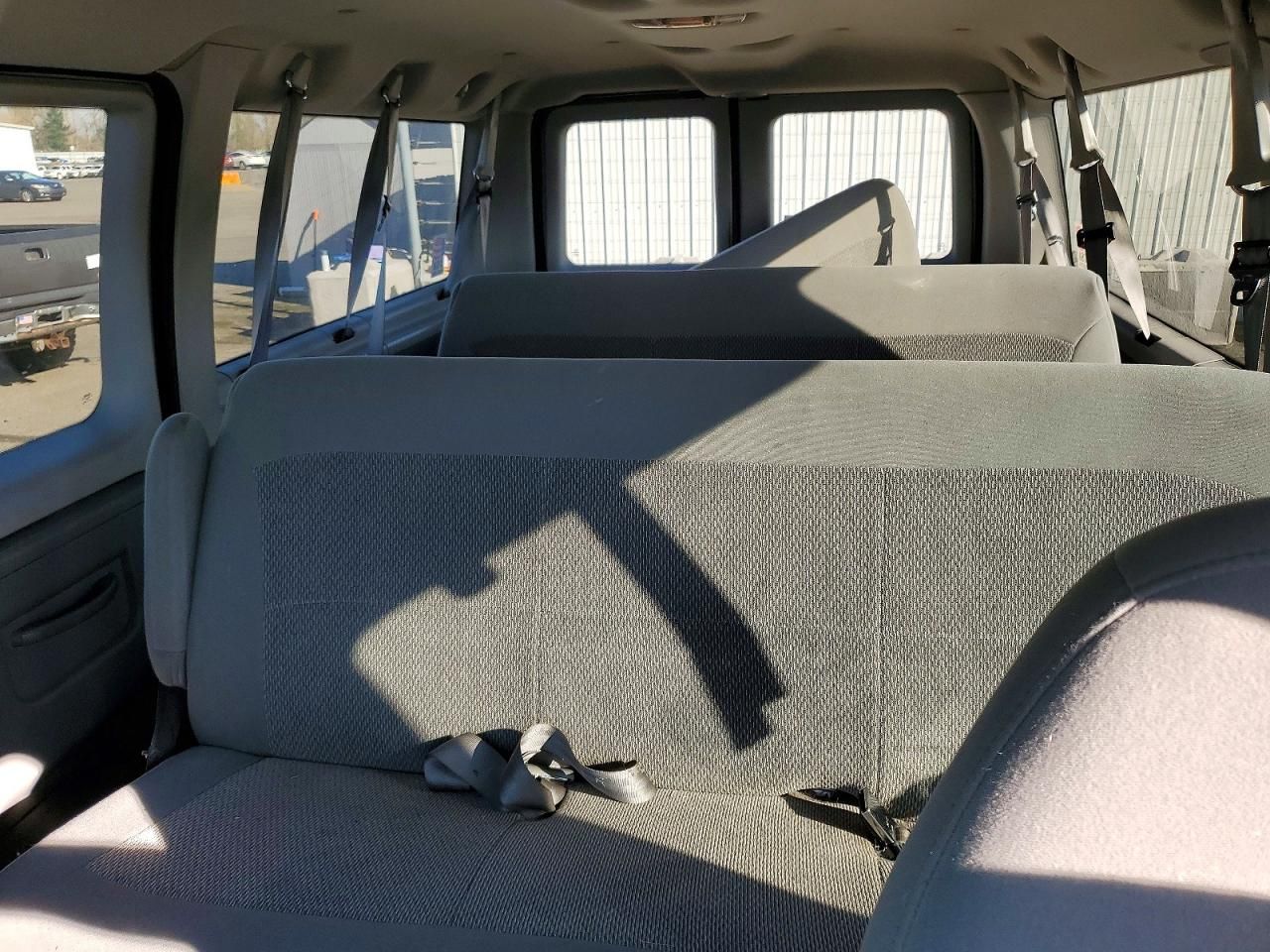 2006 Ford Econoline E350 Super Duty Wagon