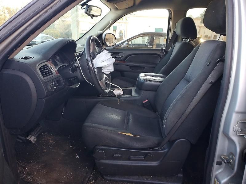 2011 Chevrolet Tahoe C1500 ls