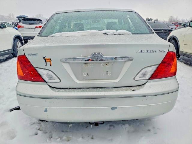 2000 Toyota Avalon xl
